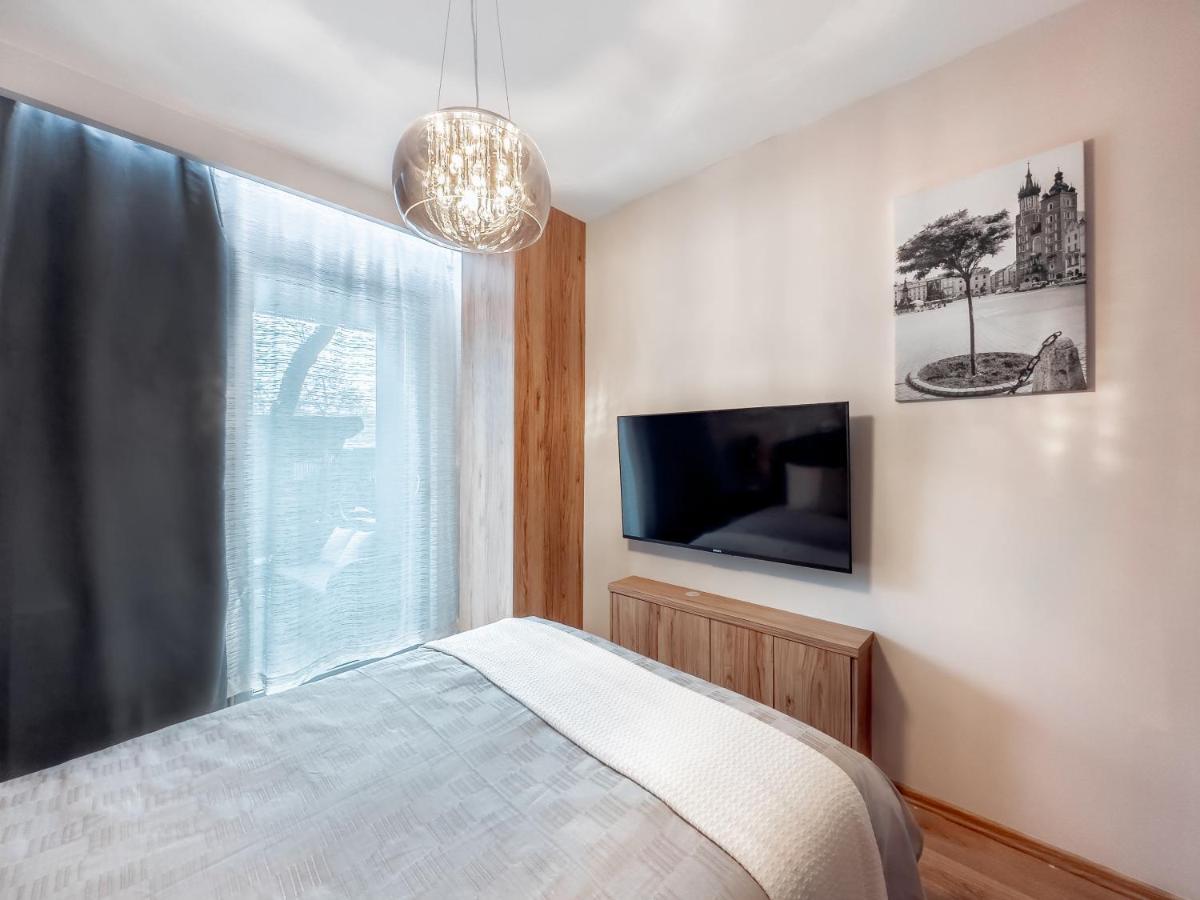 Apartament Z Duzym Tarasem W Centrum Krakowa Esterno foto