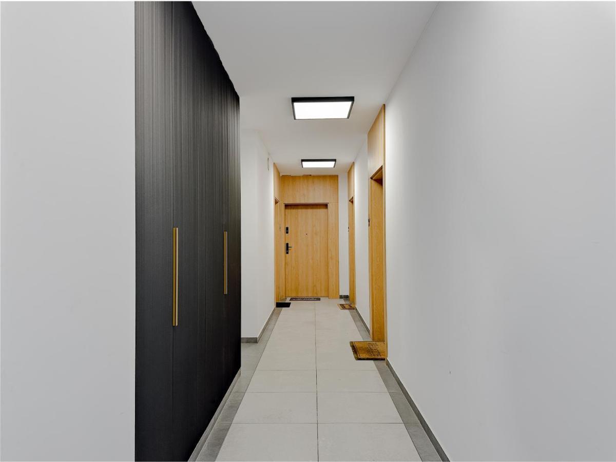 Apartament Z Duzym Tarasem W Centrum Krakowa Esterno foto